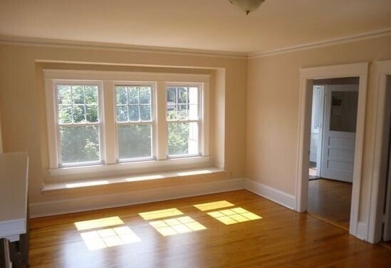 Building Photo - 414 Lovell St