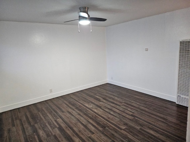 Building Photo - 617 S 9th St