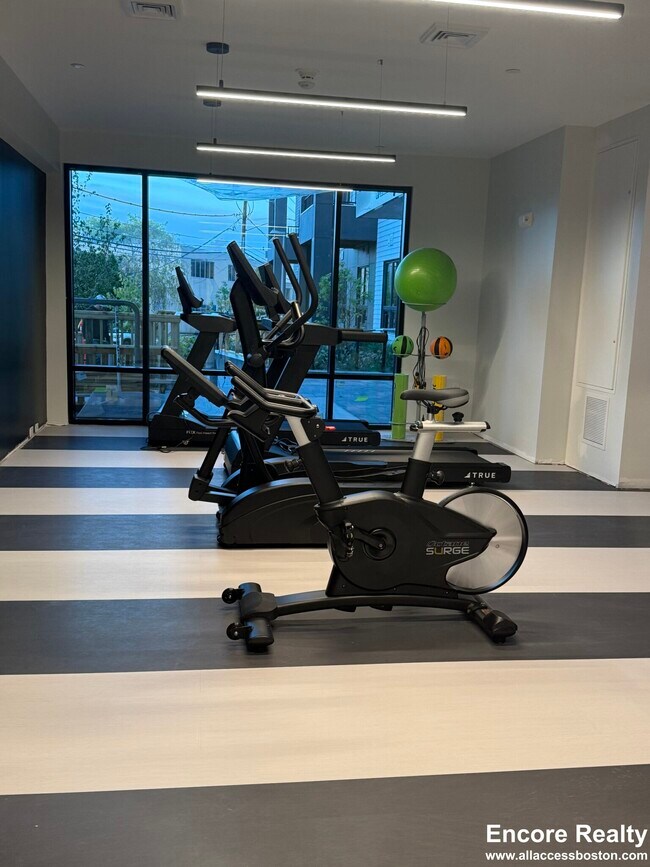 Building Photo - 199 Gardner St