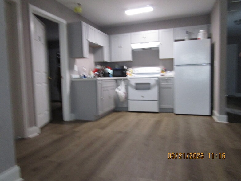 Building Photo - 205 Brooks Blvd