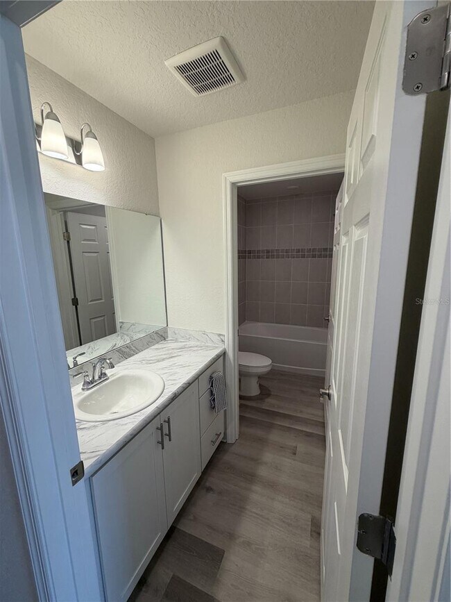 Building Photo - 5754 Anders Wy