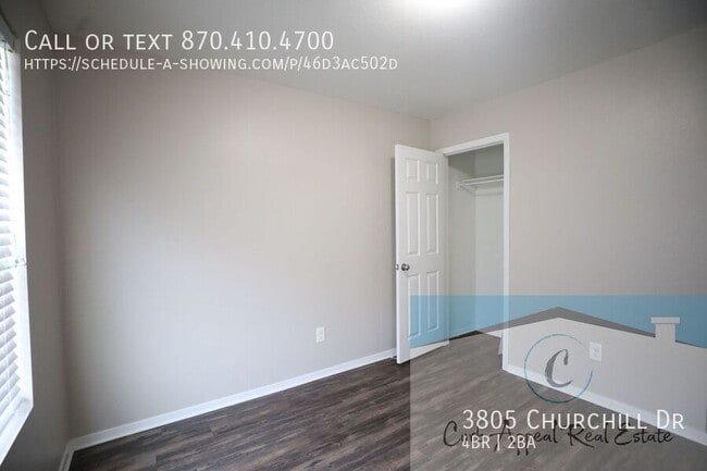 Building Photo - 3805 Churchill Dr