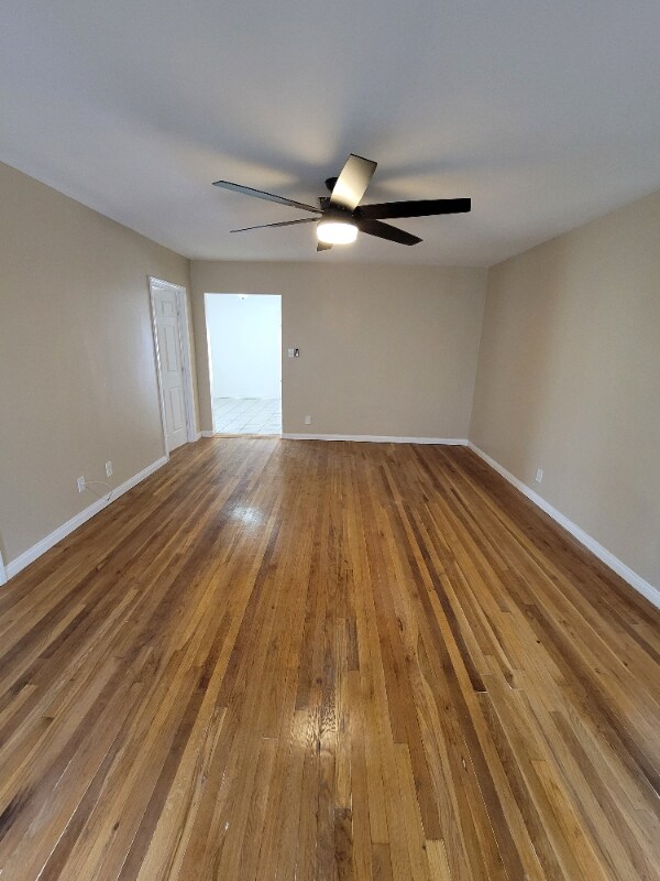 Building Photo - 6503 White Oak Ave