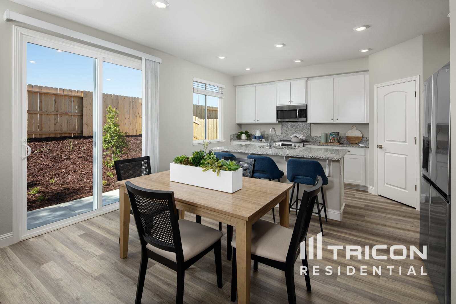 Building Photo - 11633 Venitia Ln