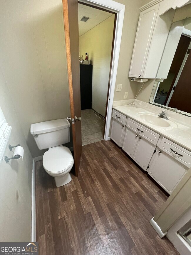 Building Photo - 67 Mendes Plum Rd