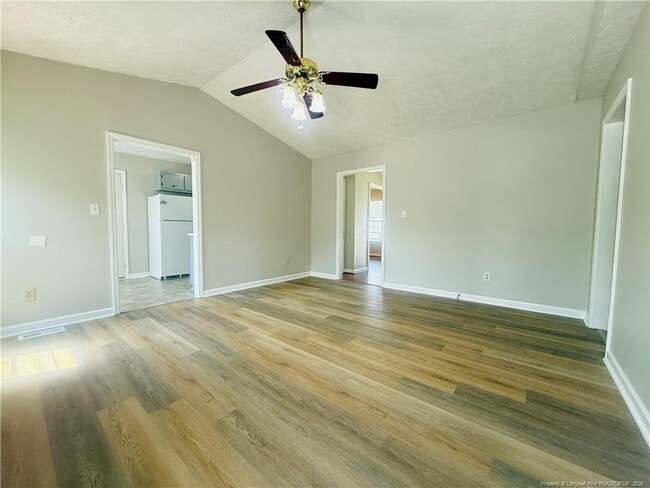Building Photo - 6549 Applewhite Rd