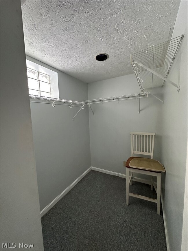 Building Photo - 1579 Laclede Rd