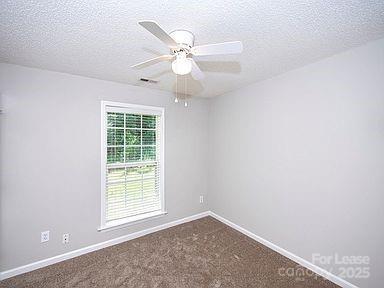Building Photo - 2234 Pleasant Dale Dr