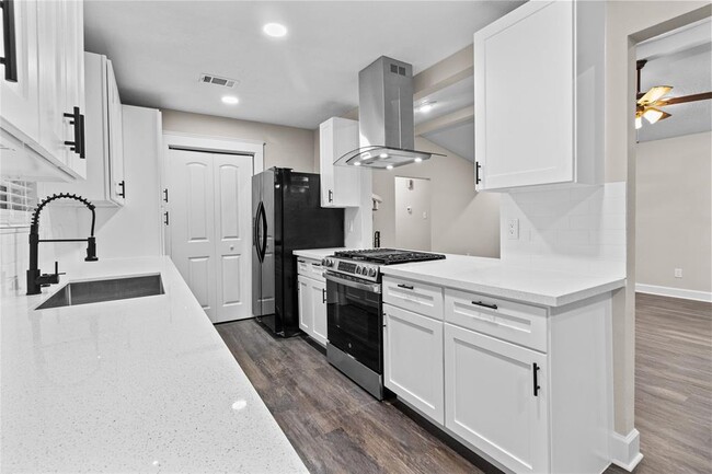 Building Photo - 3319 Laurel Fork Dr