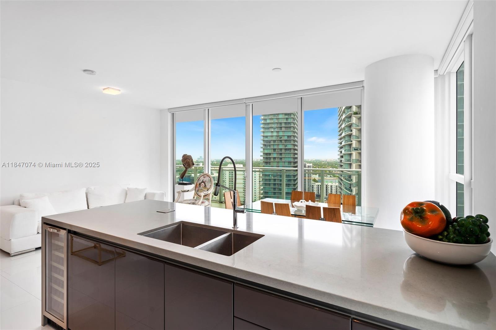 Building Photo - 1080 Brickell Ave