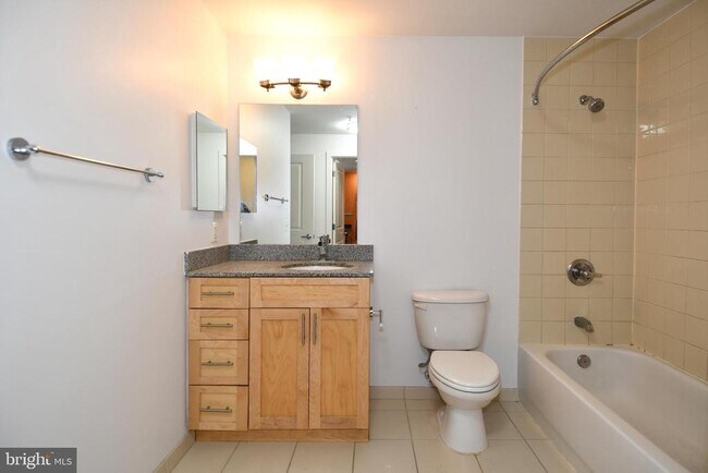 Building Photo - 2001 15th St N