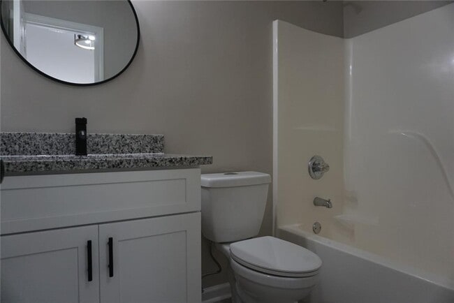 Building Photo - 510 Parkstone Ln