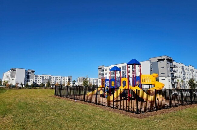 Building Photo - 5579 Millenia Park Blvd