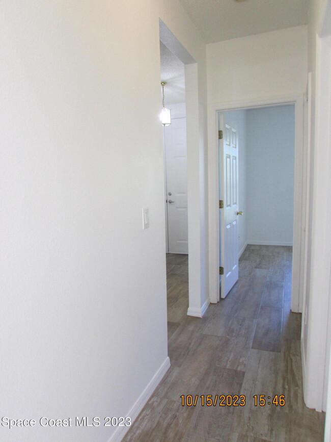 Building Photo - 4192 Collinwood Dr