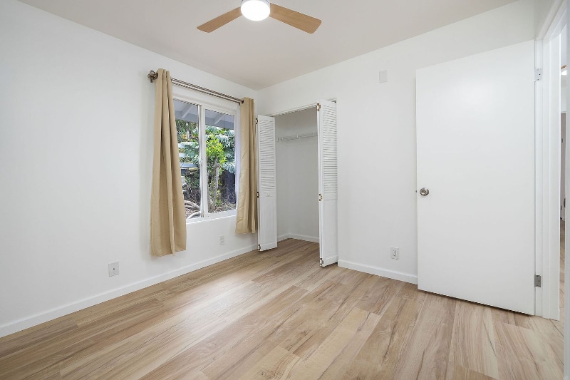 Building Photo - 73-4343-4343 Oneone St