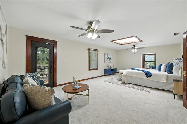 Building Photo - 1323 Dublin St