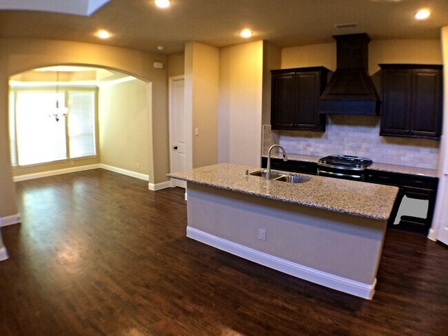 Building Photo - 5 Bdrm/4 Bath / Media Room/ 3300 SF In North Carrollton/Brick And Stone Facade