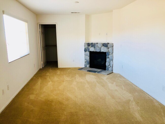 Building Photo - 37337 Ivywood Ct