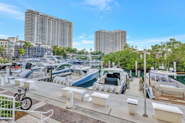 Building Photo - 4100 Island Blvd