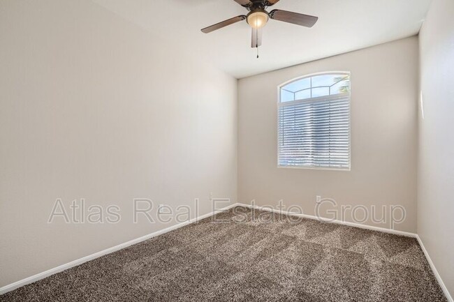 Building Photo - 7511 Trickling Wash Dr