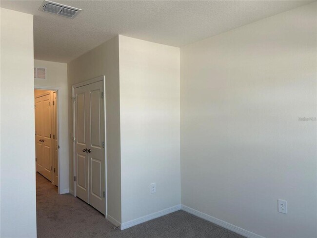 Building Photo - 17550 Crescent Moon Lp