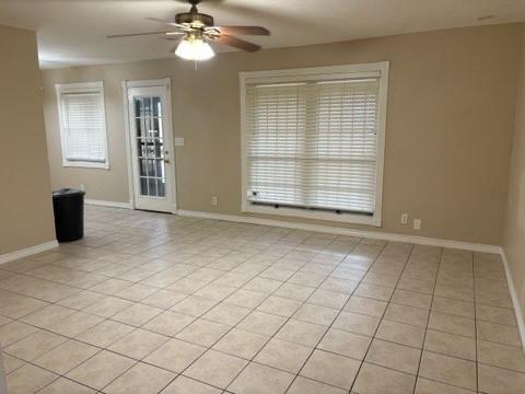 Building Photo - 10227 Gulf Meadows Dr