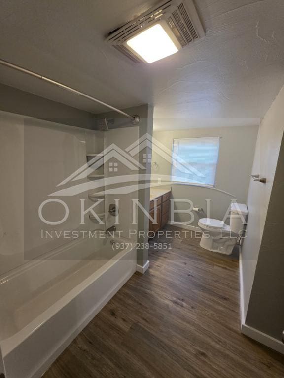 Building Photo - 2540 Catalpa Dr.