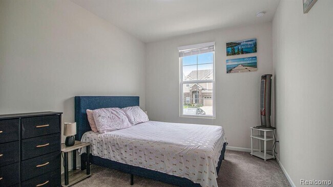 Building Photo - 28320 Verona Dr