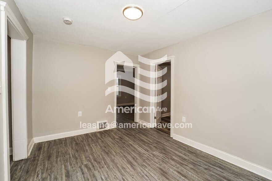 Building Photo - 19431 Tyronne Ave