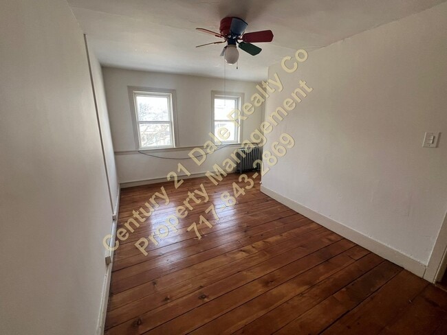 Building Photo - 3 Bedroom Home in Southern School District