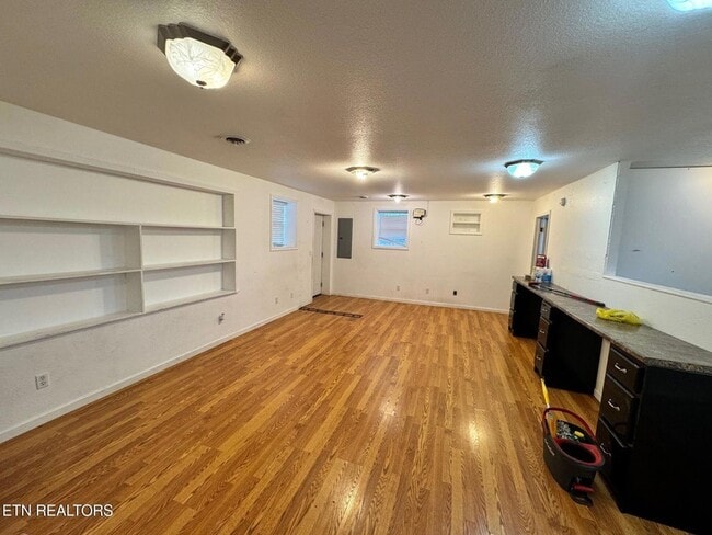 Building Photo - 5521 S York Hwy