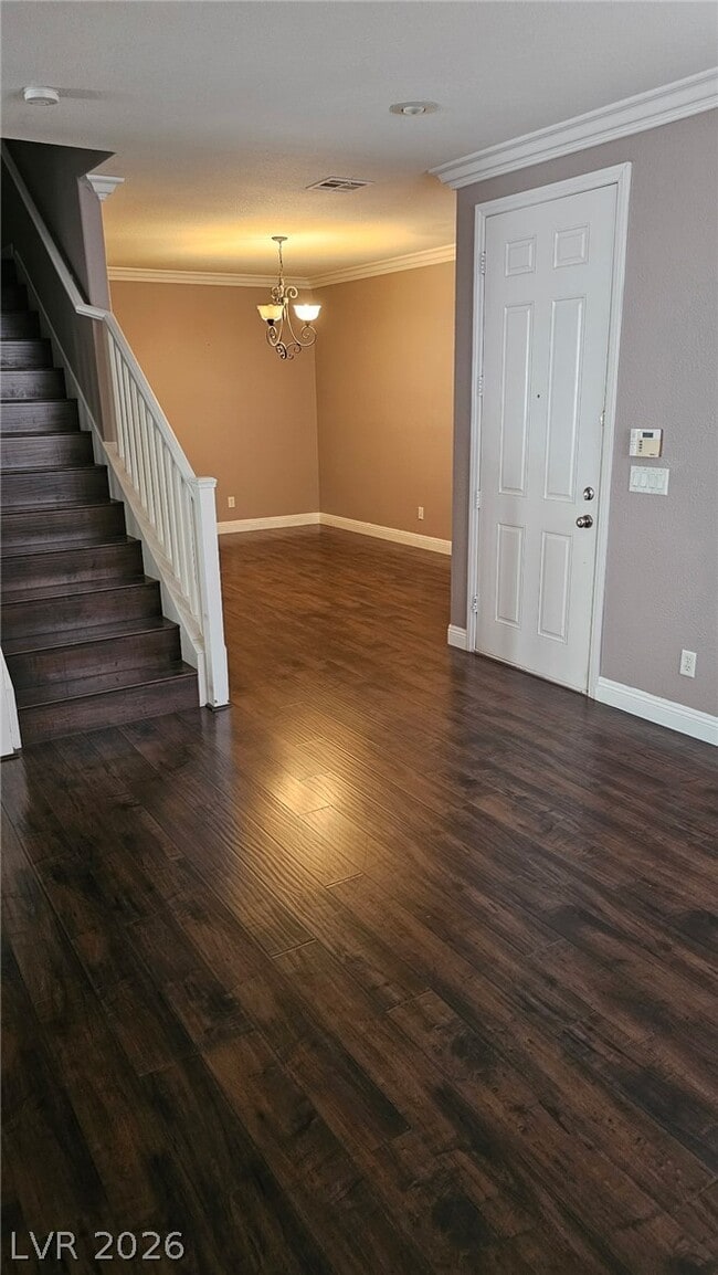Building Photo - 11077 Village Crest Ln