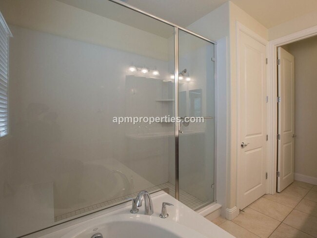 Building Photo - Desirable 4 Bedrooms + Bonus, 4.5 Baths, Gale Ranch in San Ramon!