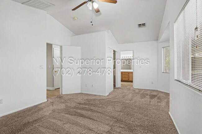 Building Photo - NW!! 4 bedrooms!! Bed & Bath DownStairs!!! RV Parking!!! Synthetic Grass Front yard!! Real Grass ...