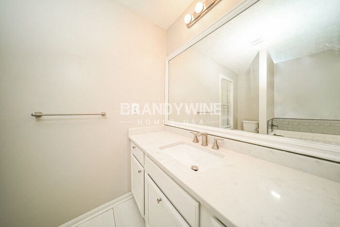 Building Photo - 3811 Roses Trail