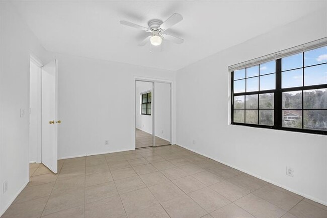 Building Photo - 15578 87th St N