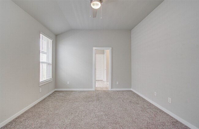 Building Photo - 28511 Hannahs Harbor Ln