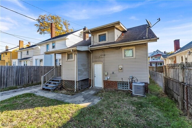 Building Photo - 3510 W 125th St