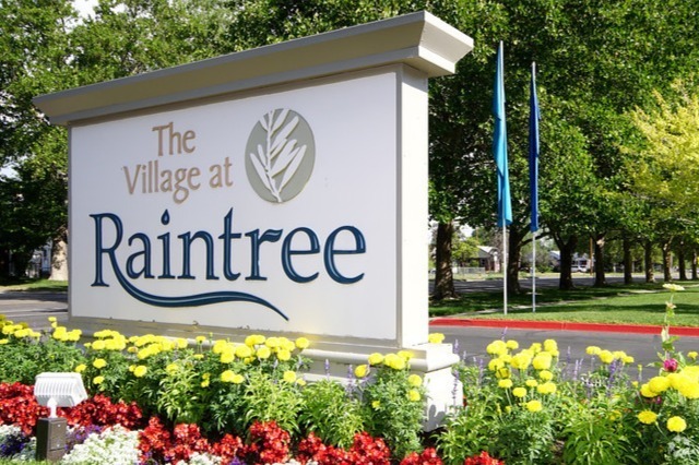 Building Photo - The Village at Raintree