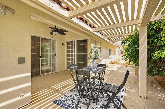 Building Photo - 43791 Cll Las Brisas W