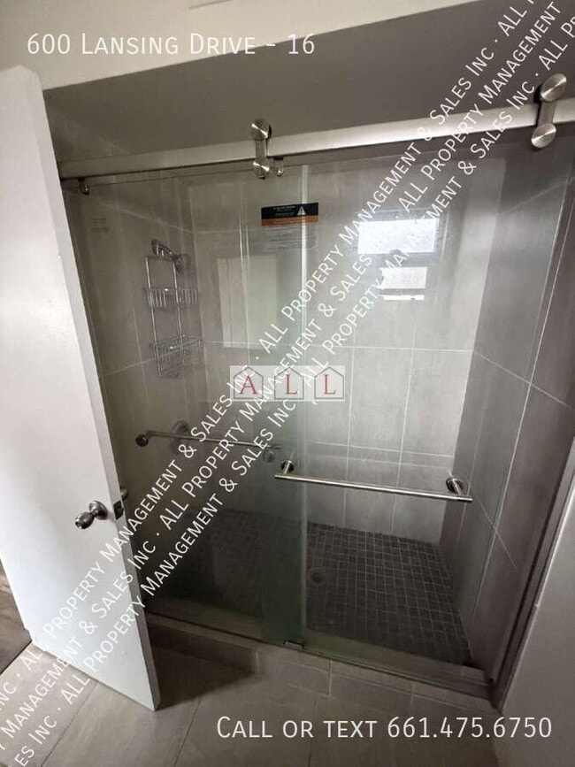 Building Photo - 600 Lansing Dr