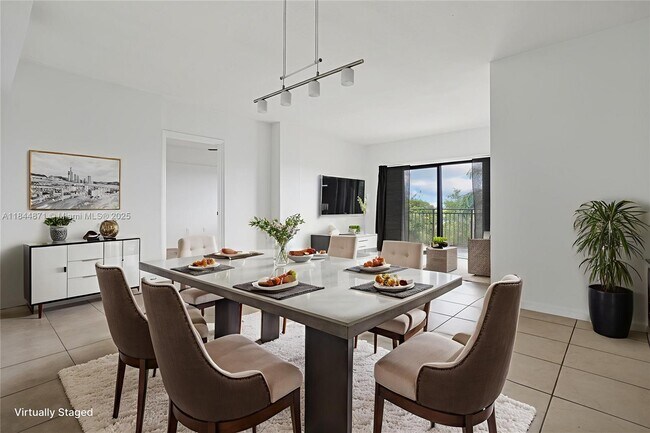 Primary Photo - 9340 Fontainebleau Blvd