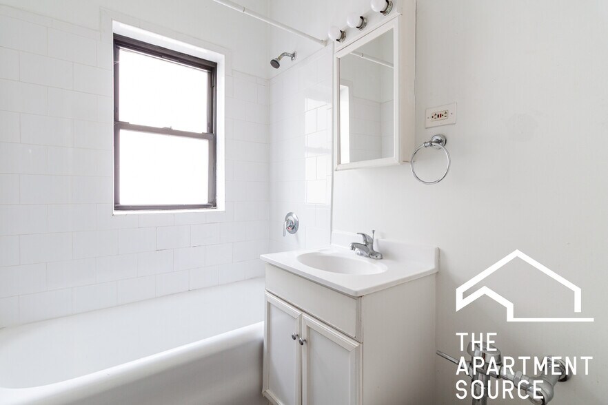 Building Photo - 532 W Arlington Pl