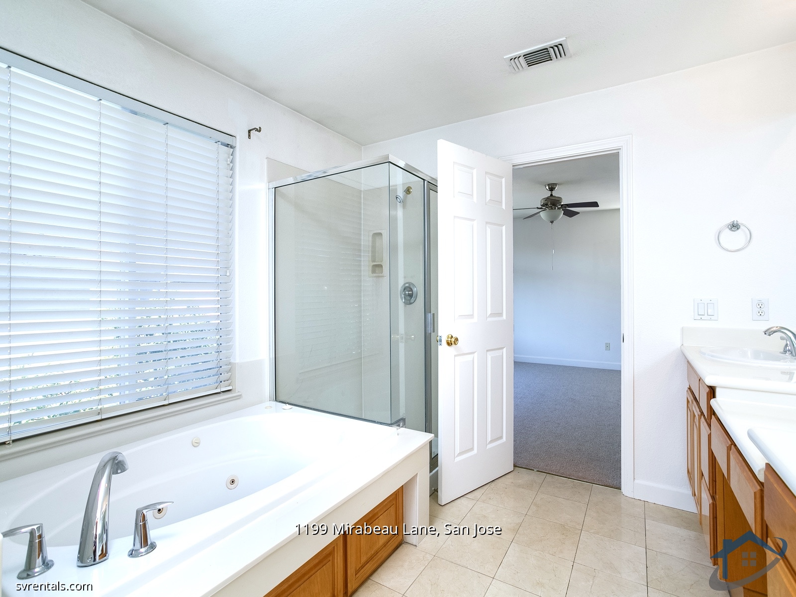 Building Photo - 1199 Mirabeau Ln