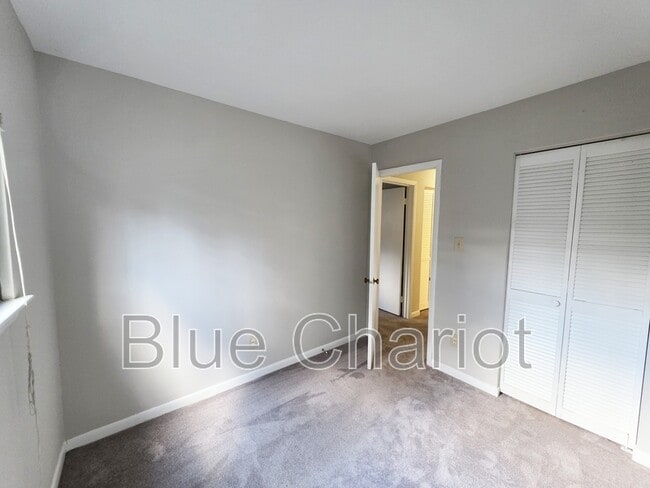 Building Photo - 3775 Guess Rd