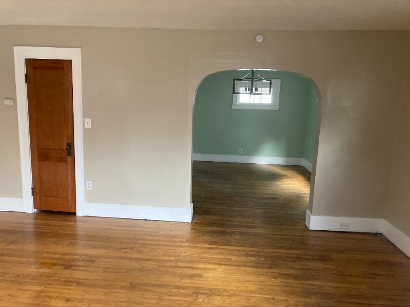 Building Photo - 305 Stafford Ave