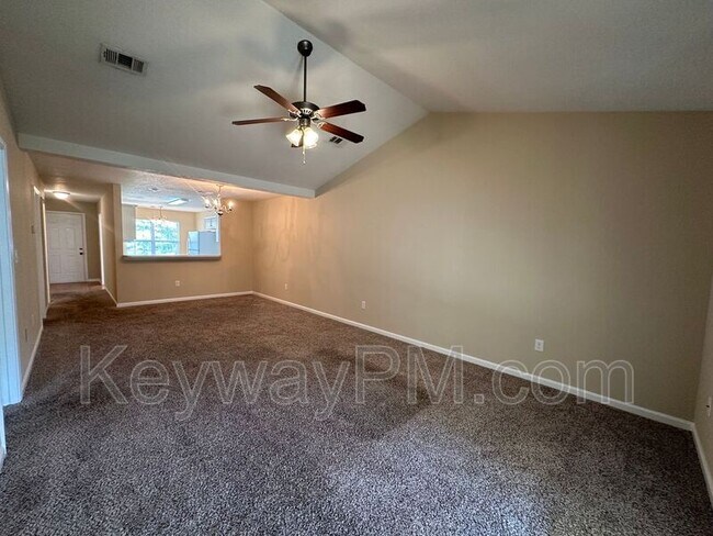 Building Photo - 2015 Kennesaw Way