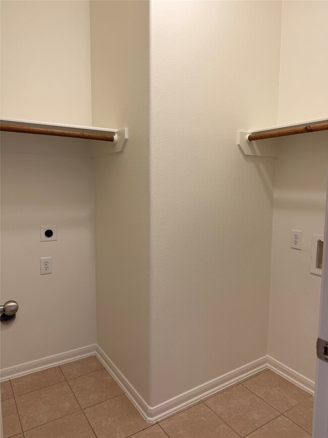 Building Photo - 3611 Cedar Flats Ln