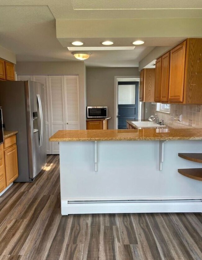 Building Photo - Vance