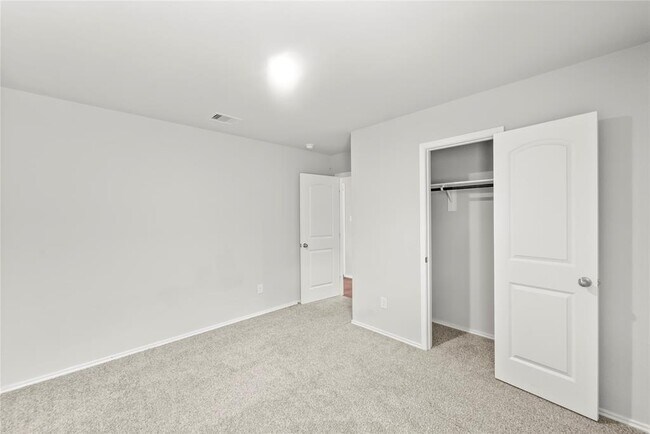 Building Photo - 20926 Belmont Village Wy